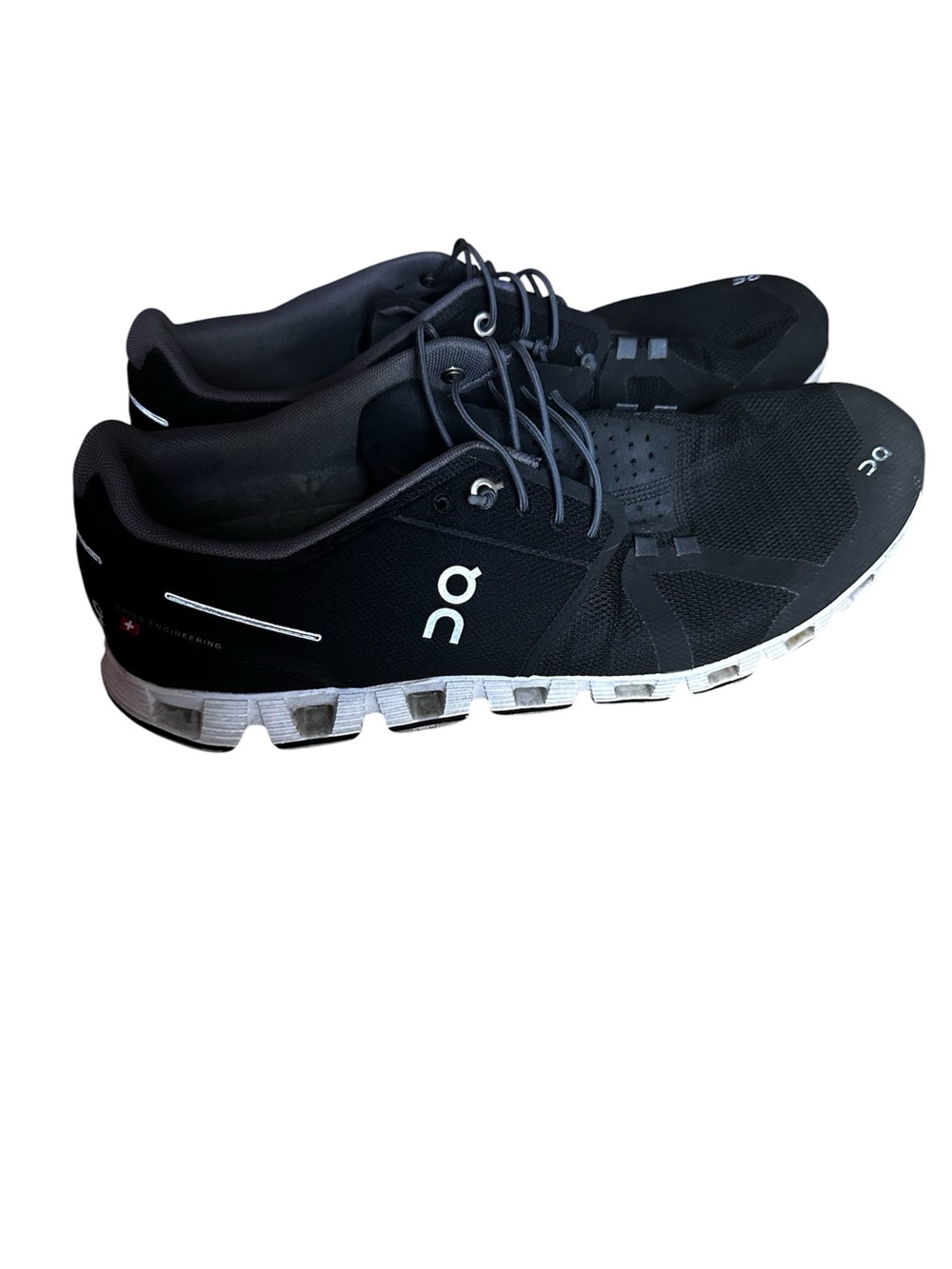 On Cloud Running Men's Black/White Cloud Athletic Shoes Size 11.5